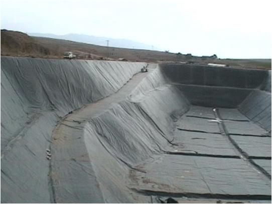 Op maat gemaakte 2 mm HDPE-membraan voor vijvers ASTM GM standaard en textuurde waterdichte film 10