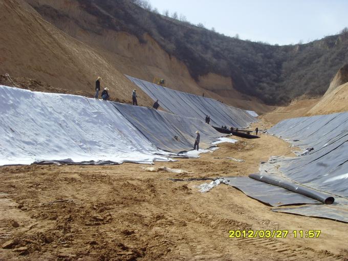 Bentoniet geosynthetische kleivoering GCLS voor stortplaatsen waterdichte laag 11