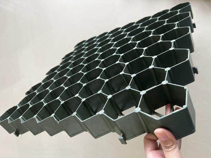 Stijlvol HDPE-materiaal voor het planten van gras 4